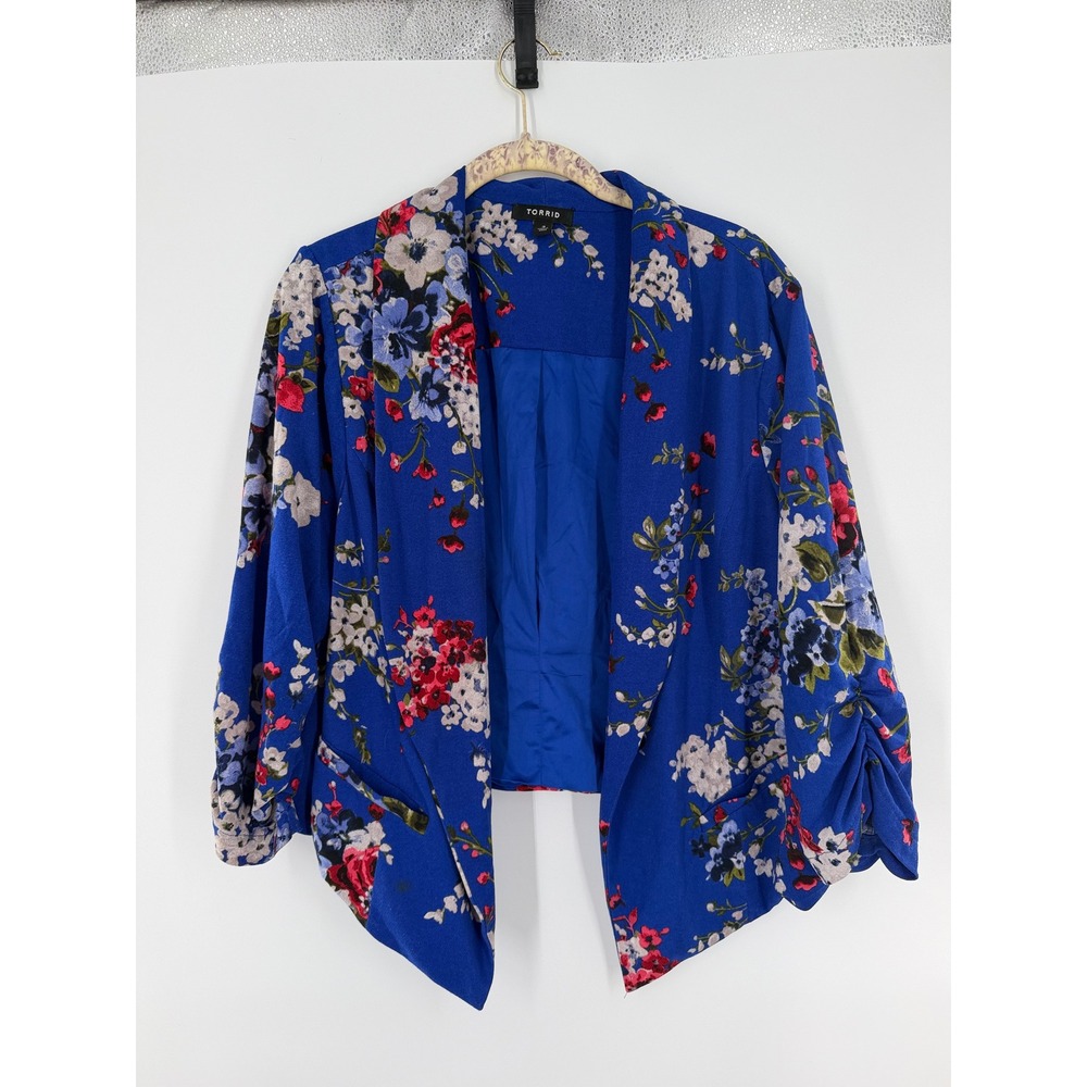 Torrid Royal Blue Floral Open Front Blazer Ruched 3/4 Sleeve Plus Size 3 3X